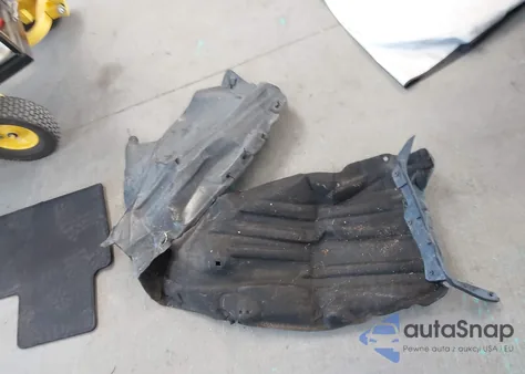 2019 Toyota Rav4 Xle Premium z USA, uszkodzony, nr VIN 2T3C1RFV0KW030325